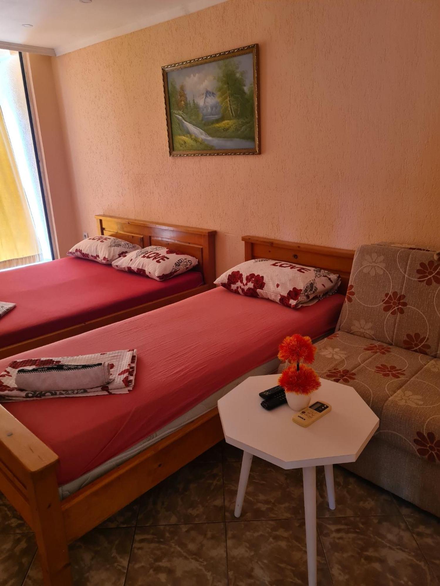 Apartments Bulatovic Bar Bilik gambar