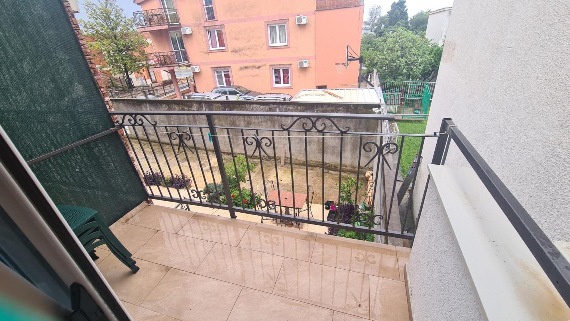 Apartments Bulatovic Bar Bilik gambar