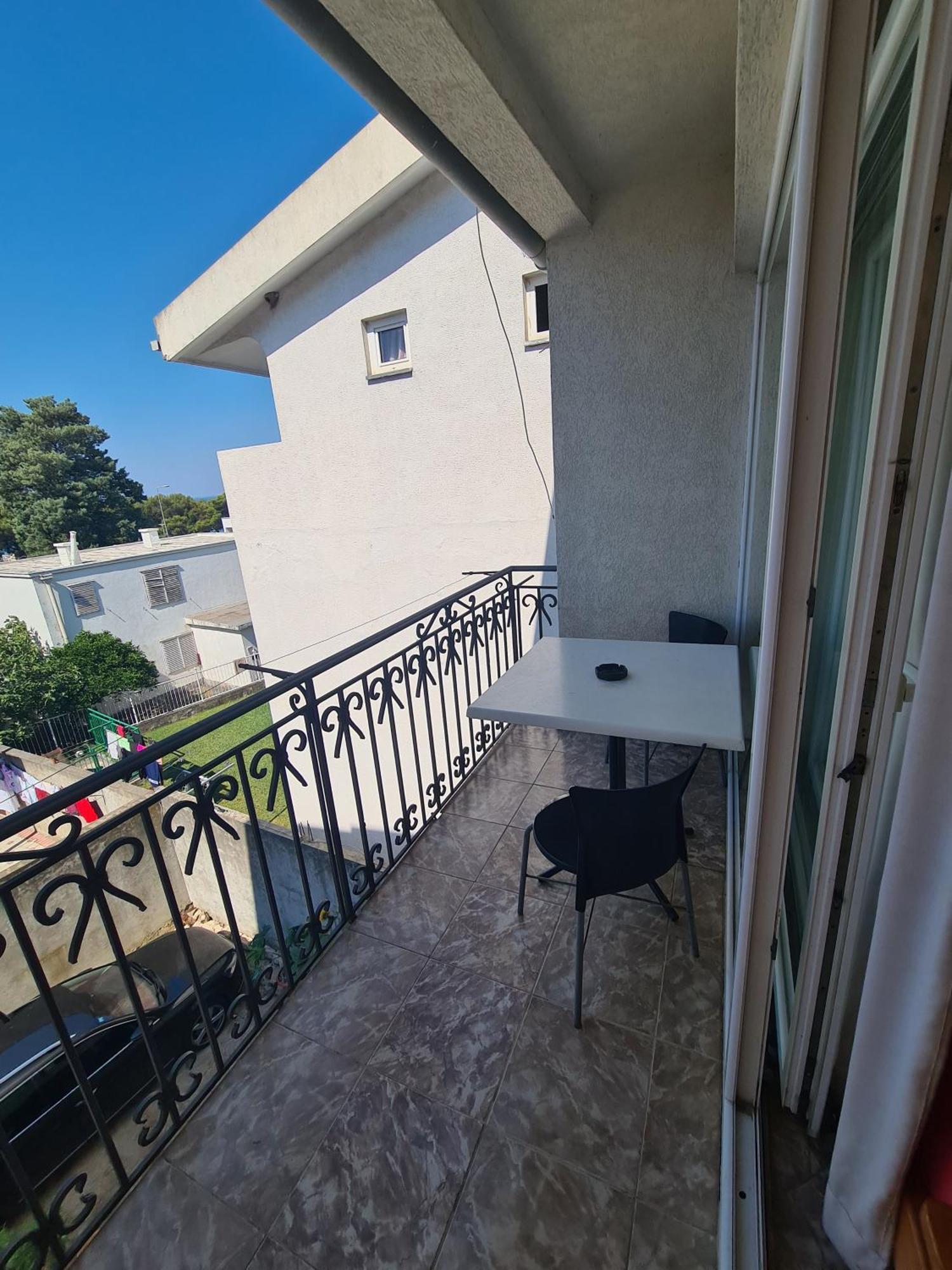 Apartments Bulatovic Bar Bilik gambar