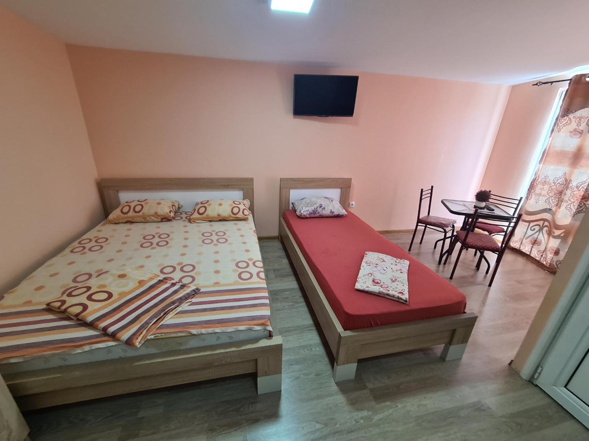 Apartments Bulatovic Bar Bilik gambar