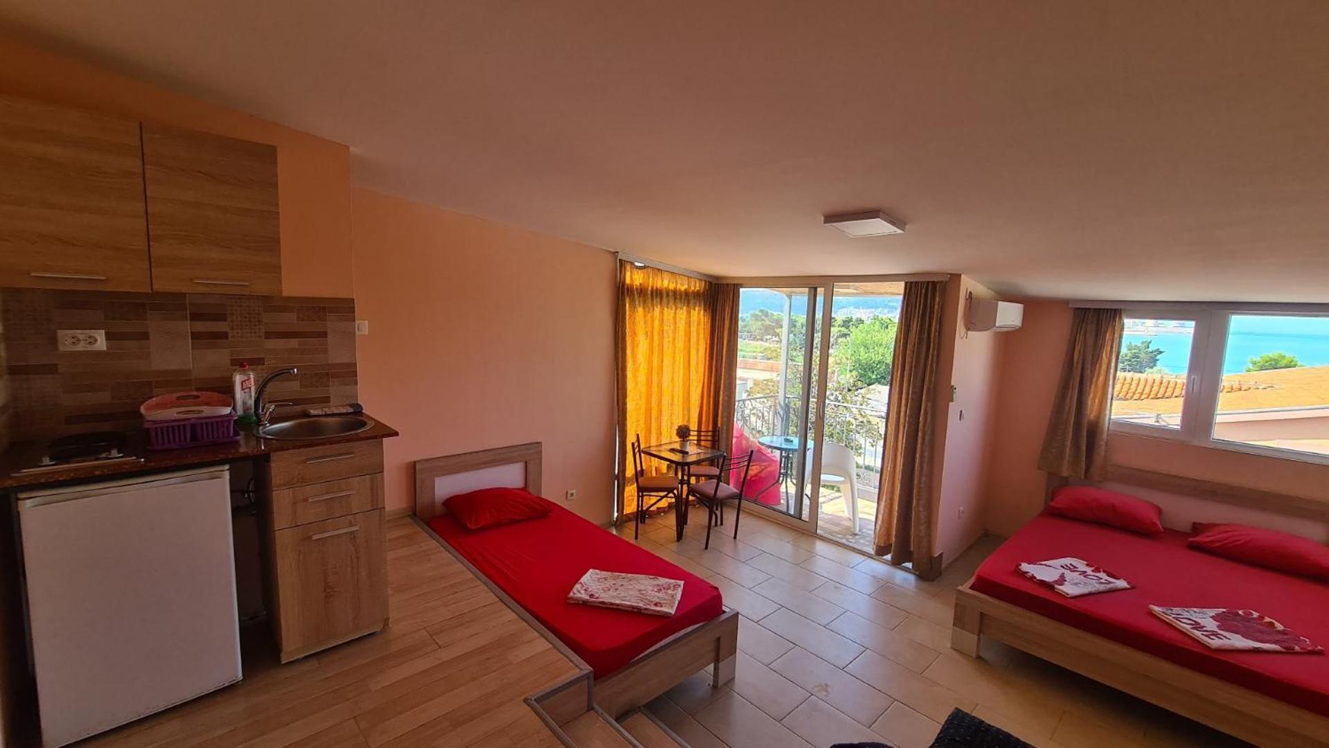 Apartments Bulatovic Bar Bilik gambar