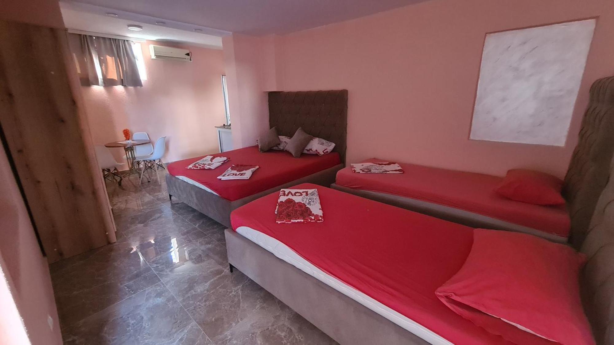 Apartments Bulatovic Bar Luaran gambar