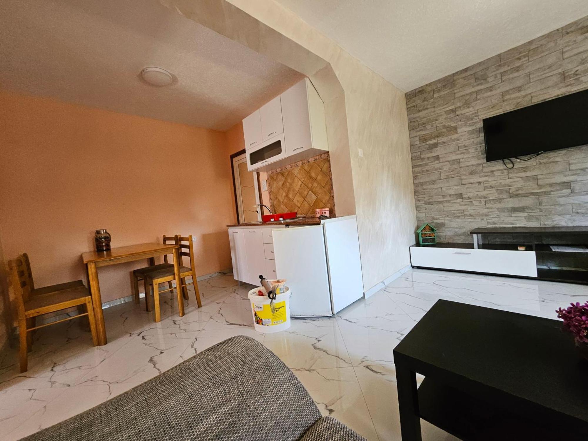 Apartments Bulatovic Bar Bilik gambar